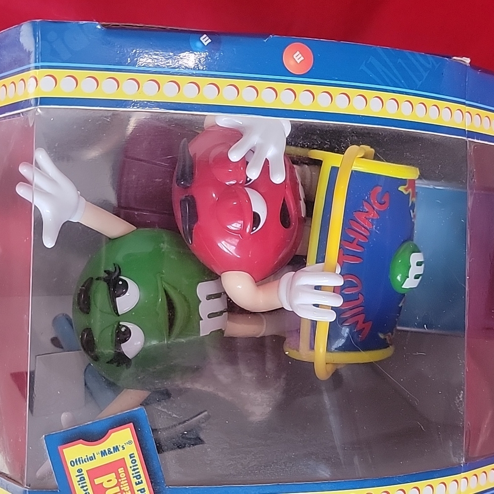 NIB Neat 12” 2002 M&M Wild Thing Candy Dispenser - Picture 2 of 6